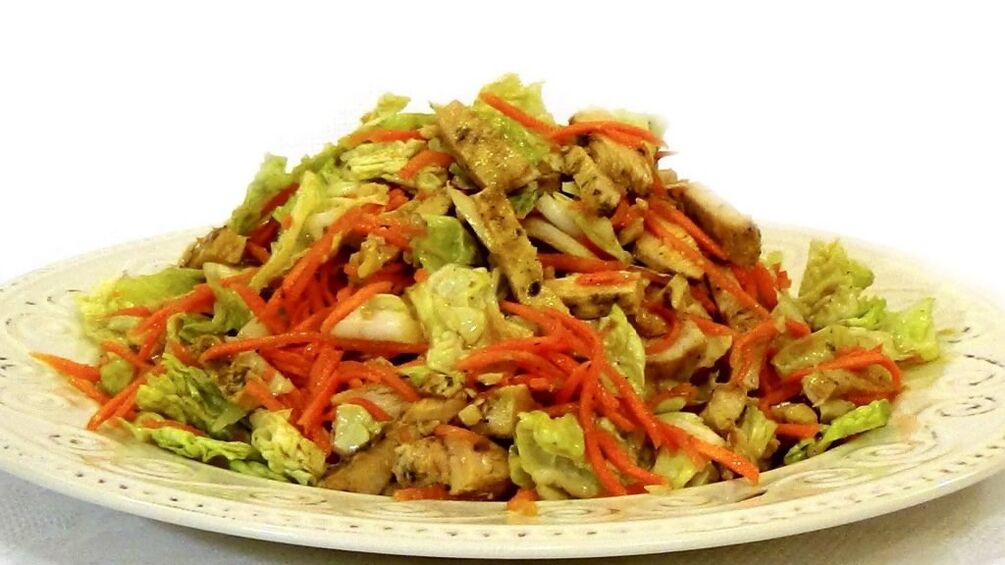 En la última etapa de Estabilización de la dieta Dukan, puedes darte un capricho con una ensalada de pollo. 